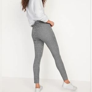 Old Navy Black And White Checkered High Rise Skinny Pants Size 4